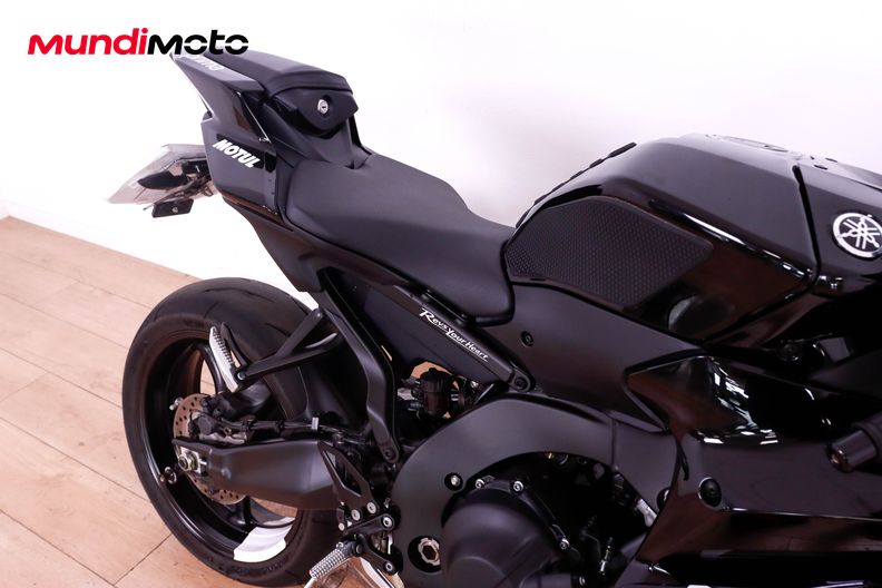 Motorbike image 12