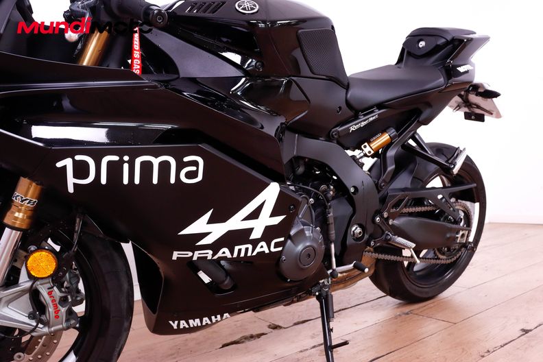 Motorbike image 8