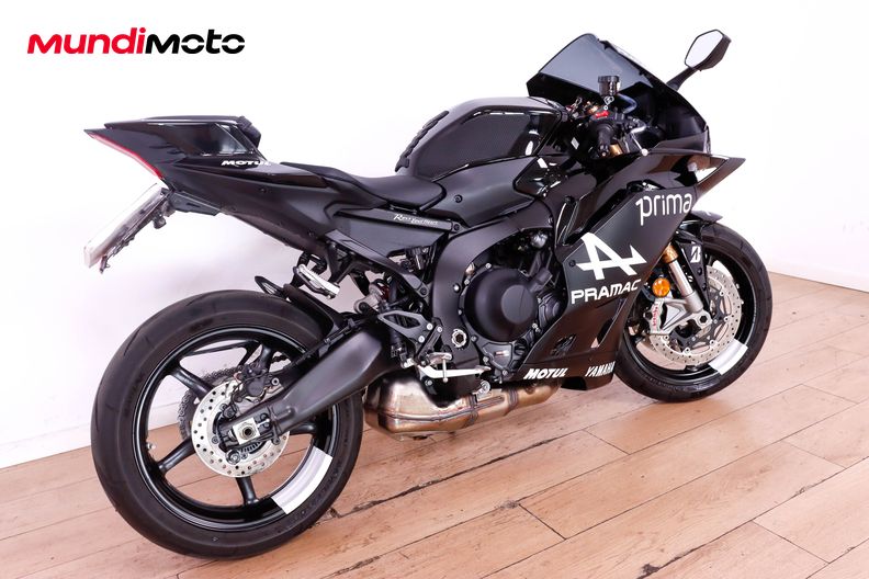 Motorbike image 2