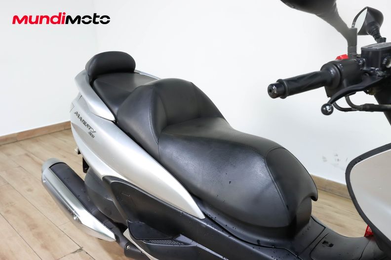 Motorbike image 13