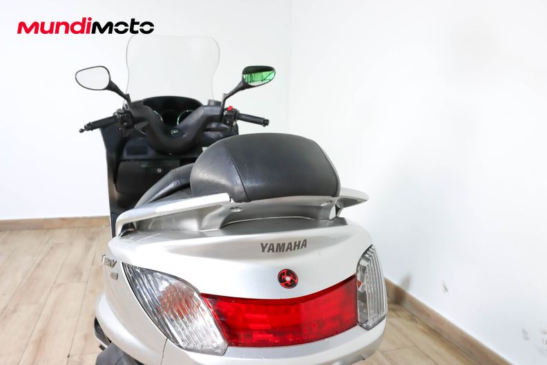 Motorbike image 9