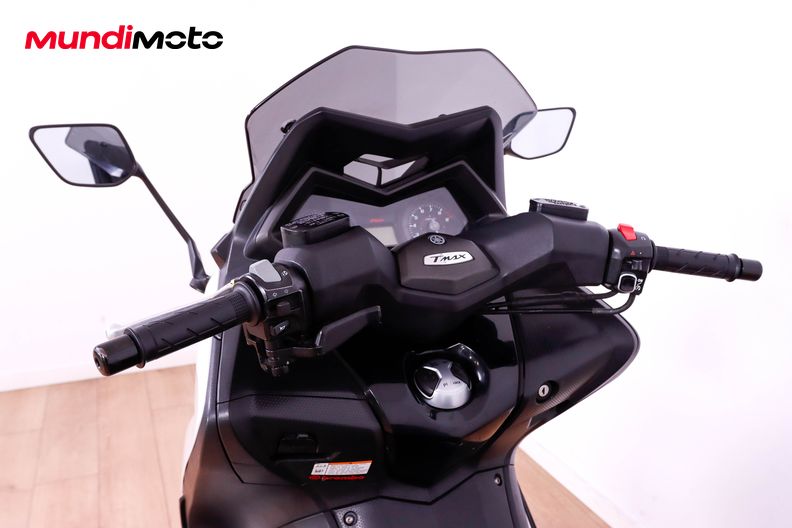 Motorbike image 10