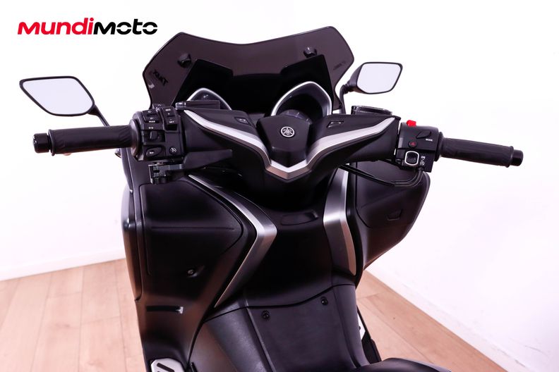 Motorbike image 10