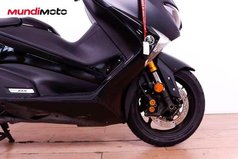 Motorbike image 12