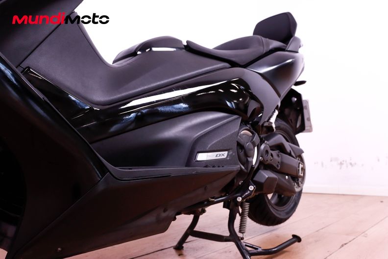 Motorbike image 8