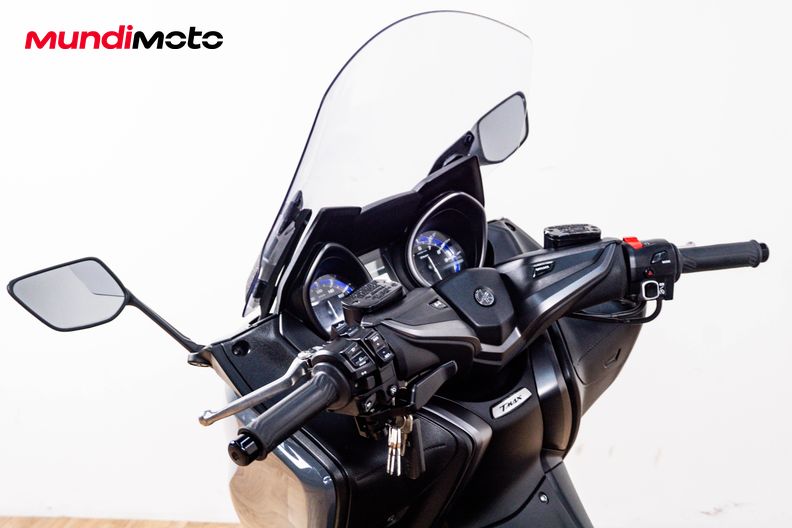 Motorbike image 10
