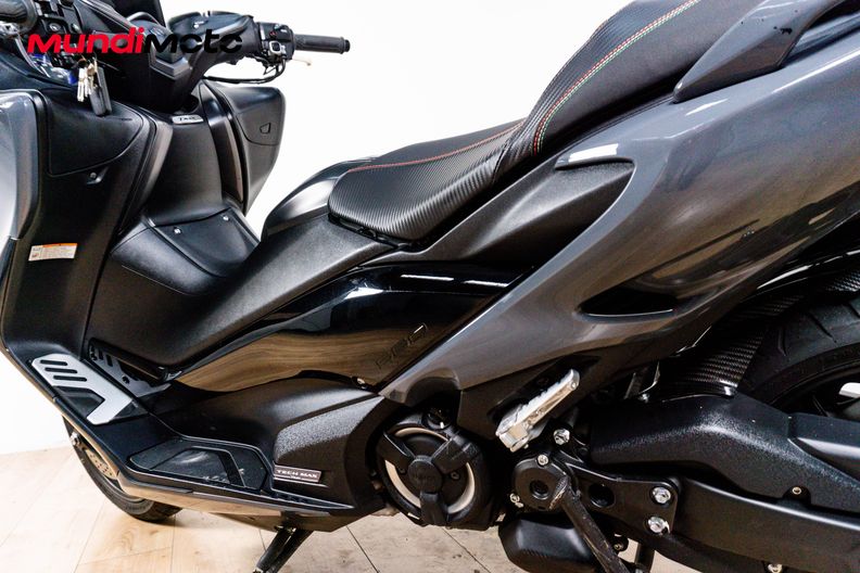 Motorbike image 8