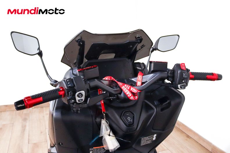 Motorbike image 10