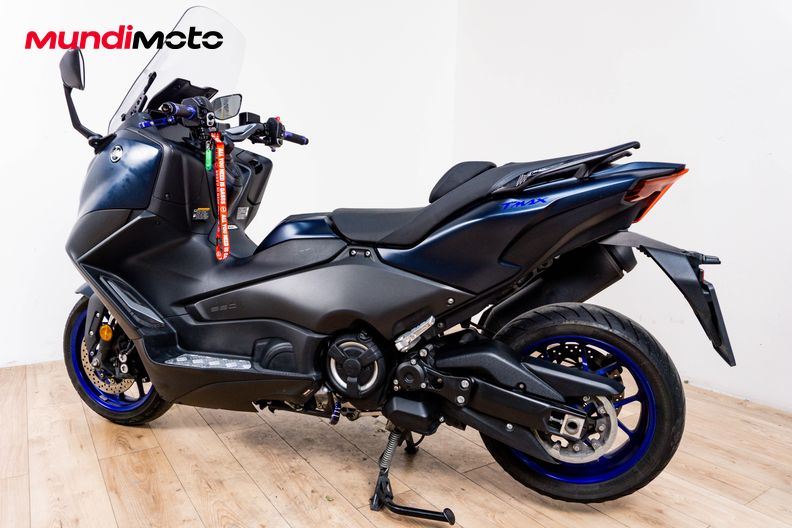 Motorbike image 7
