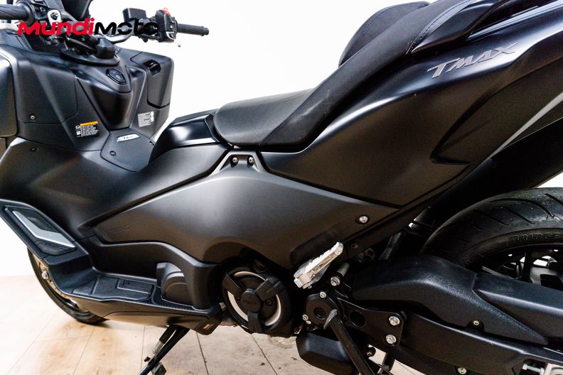 Motorbike image 8
