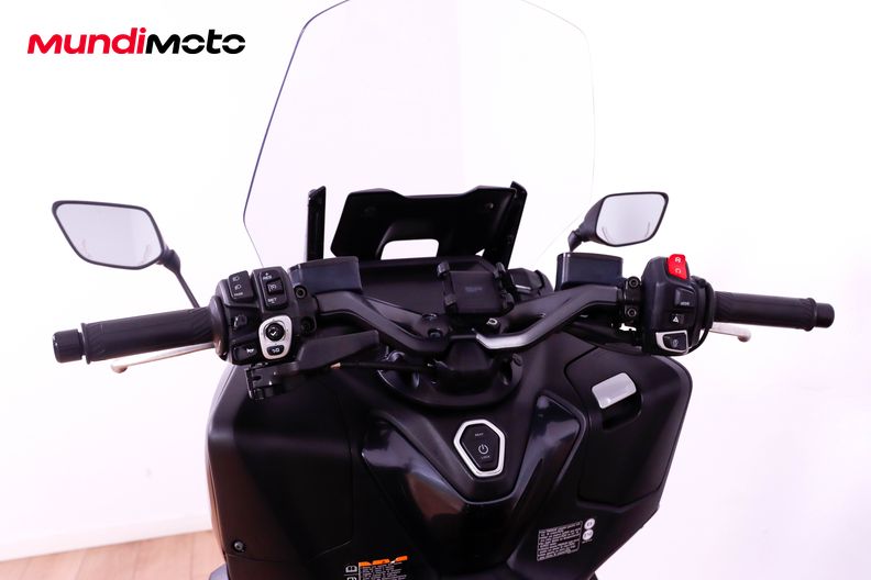Motorbike image 10