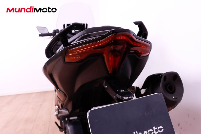 Motorbike image 9