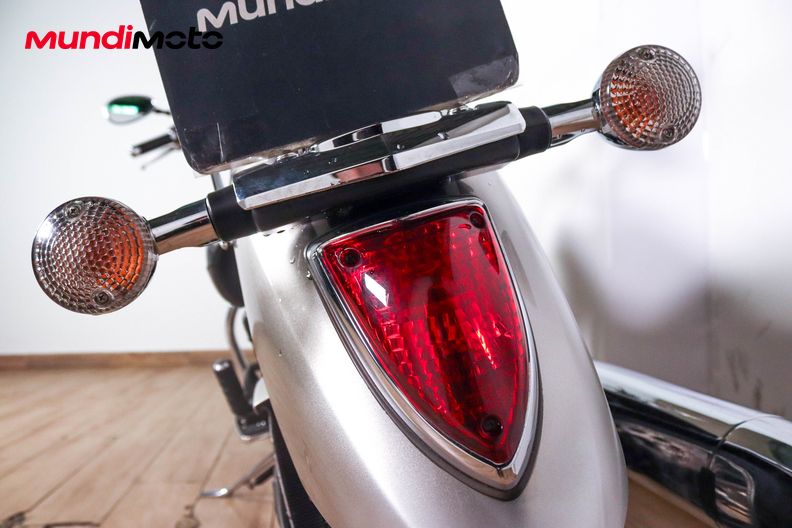Motorbike image 9