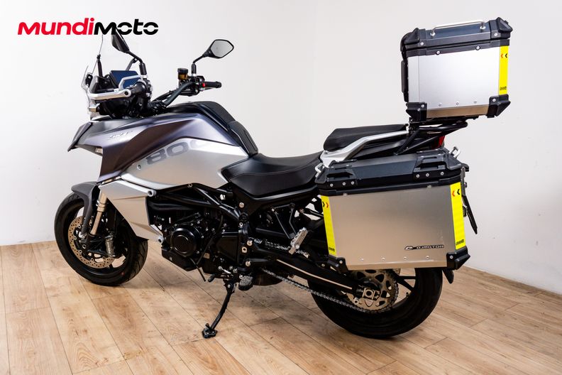 Motorbike image 7