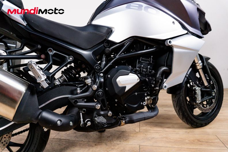 Motorbike image 3