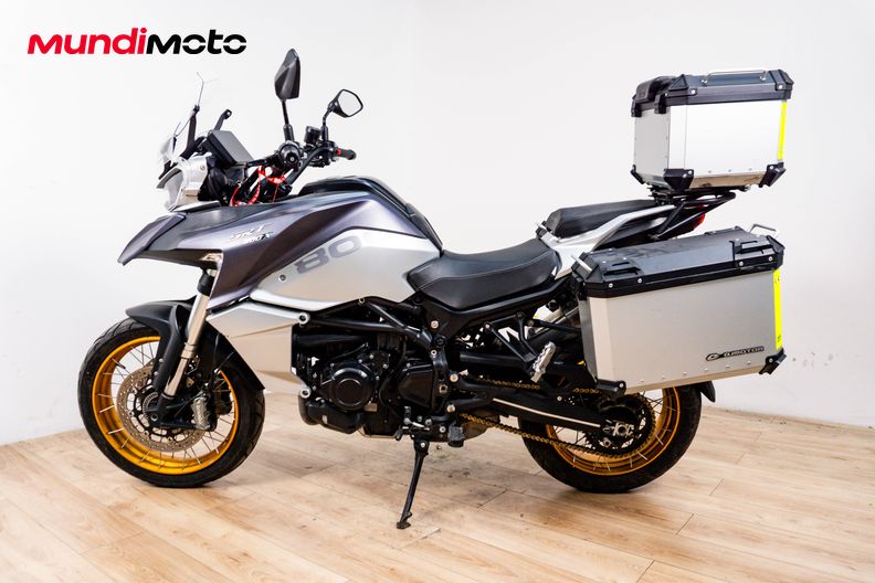 Motorbike image 5