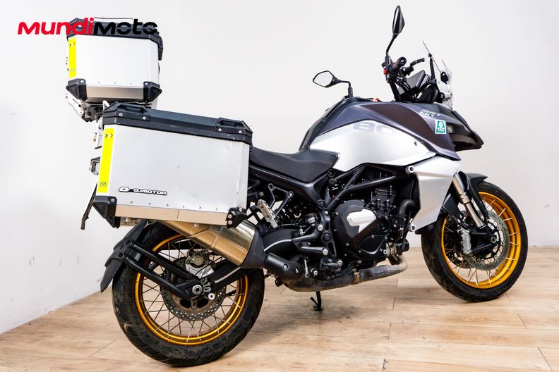 Motorbike image 2