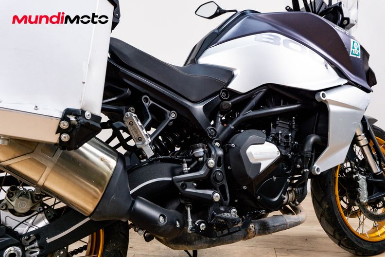 Motorbike image 3