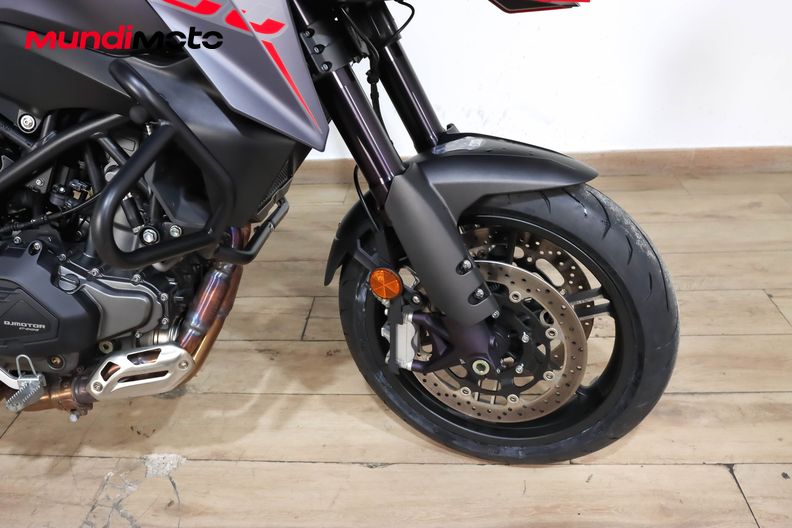 Motorbike image 12
