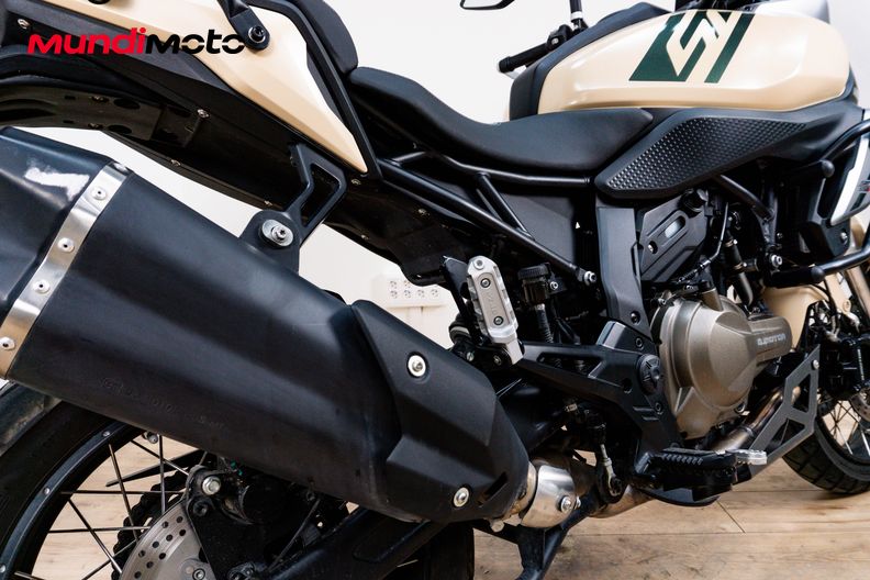 Motorbike image 3