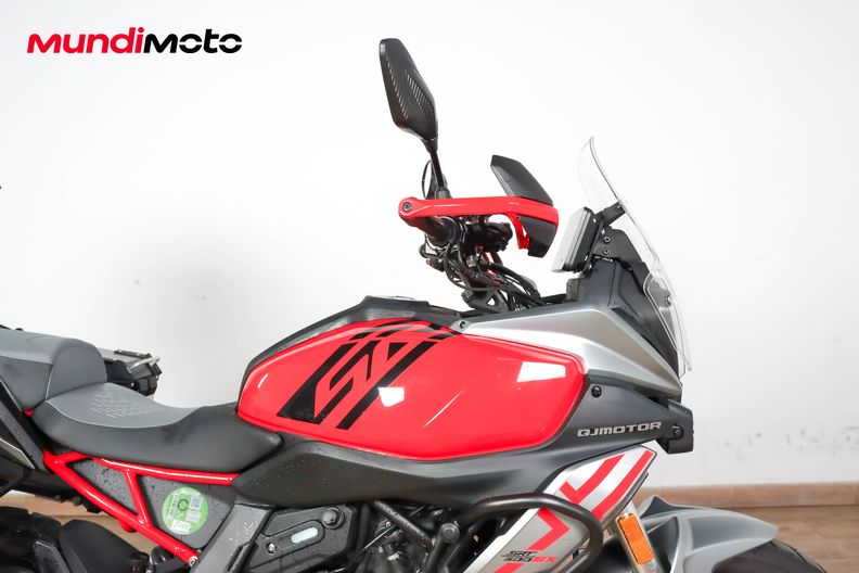 Motorbike image 13
