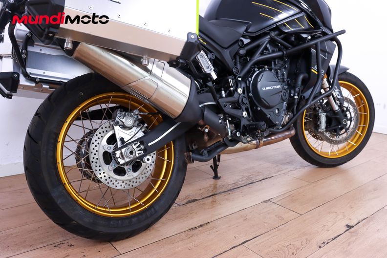 Motorbike image 3