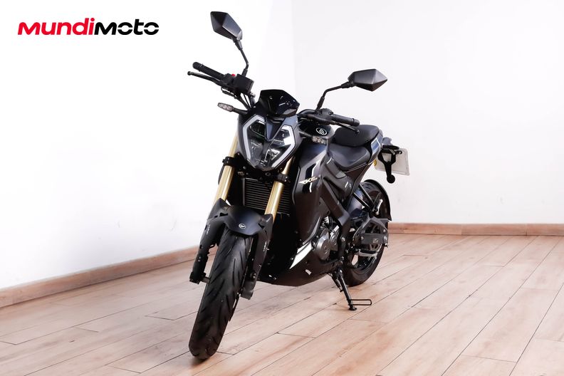 Motorbike image 7