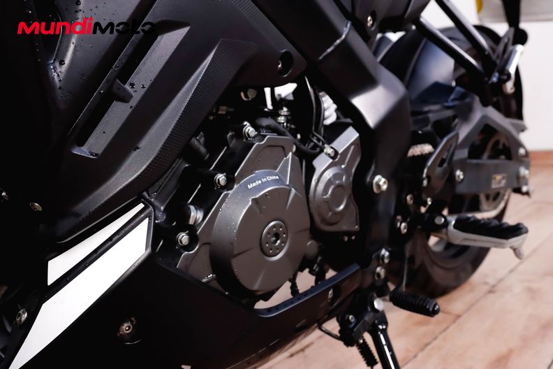 Motorbike image 8