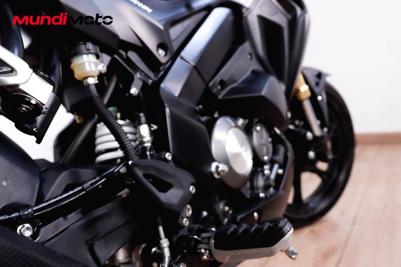Motorbike image 3