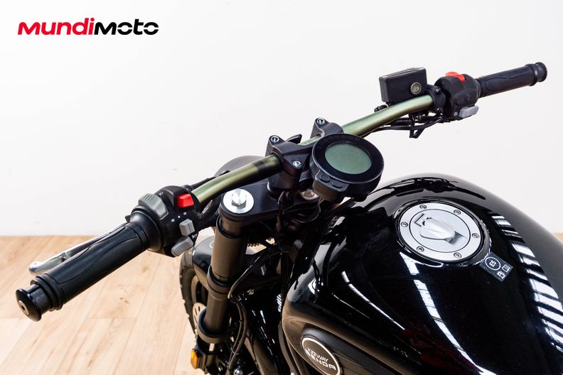Motorbike image 10
