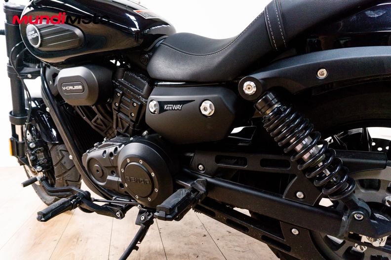 Motorbike image 8