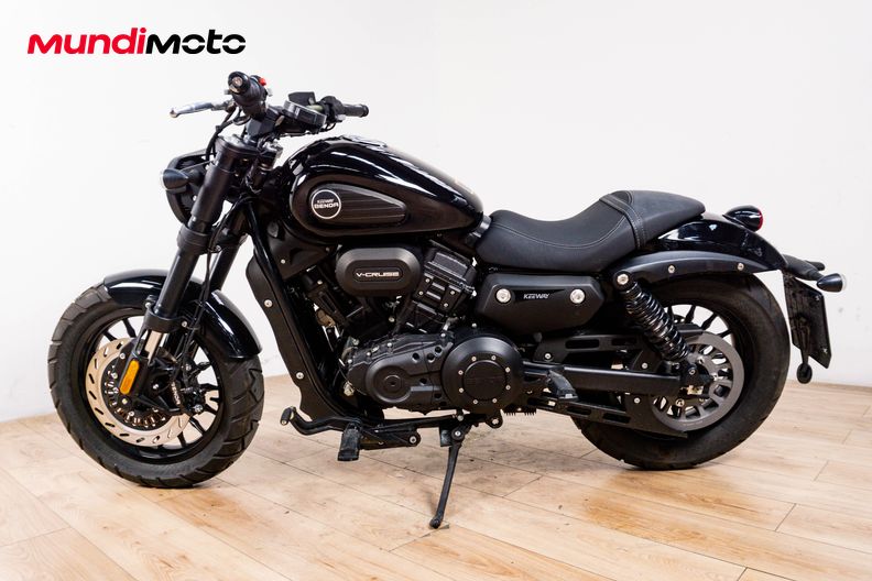 Motorbike image 5