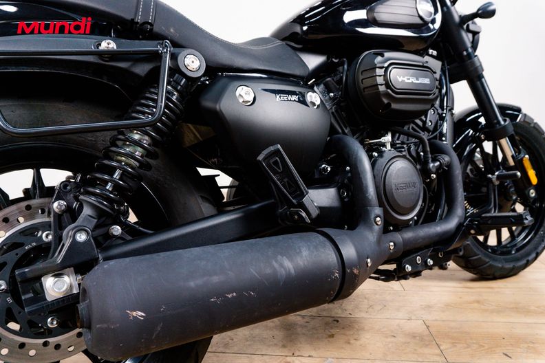 Motorbike image 3
