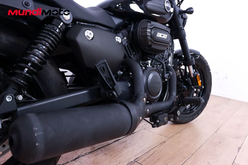 Motorbike image 3