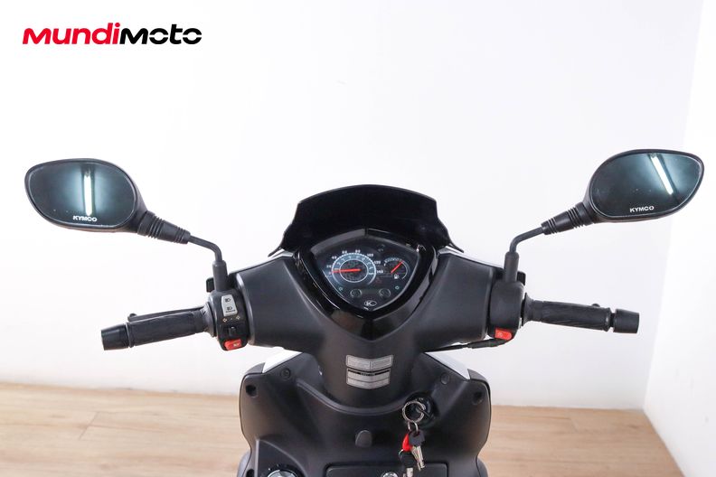 Motorbike image 10