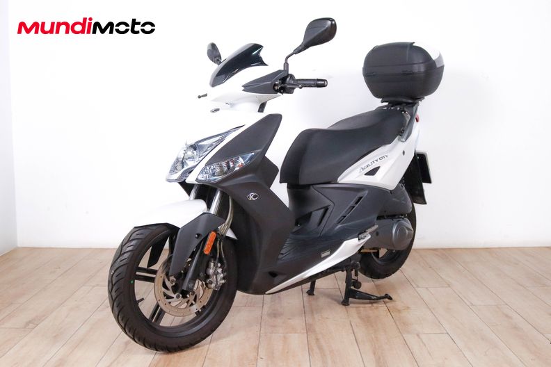 Motorbike image 7