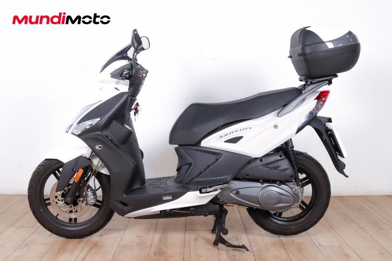 Motorbike image 5