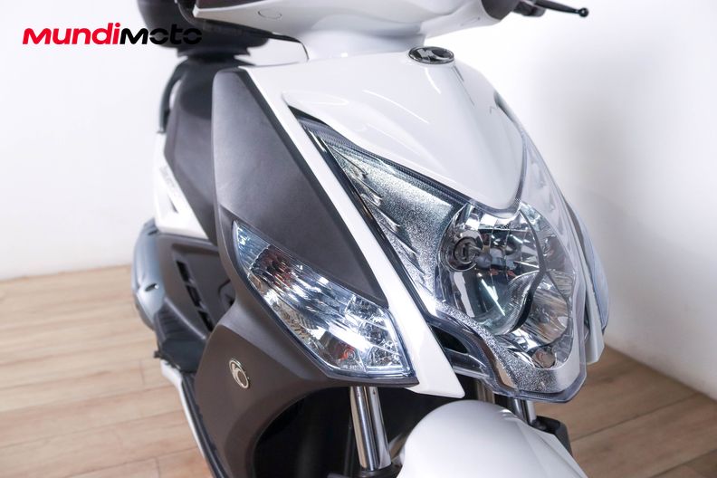 Motorbike image 4