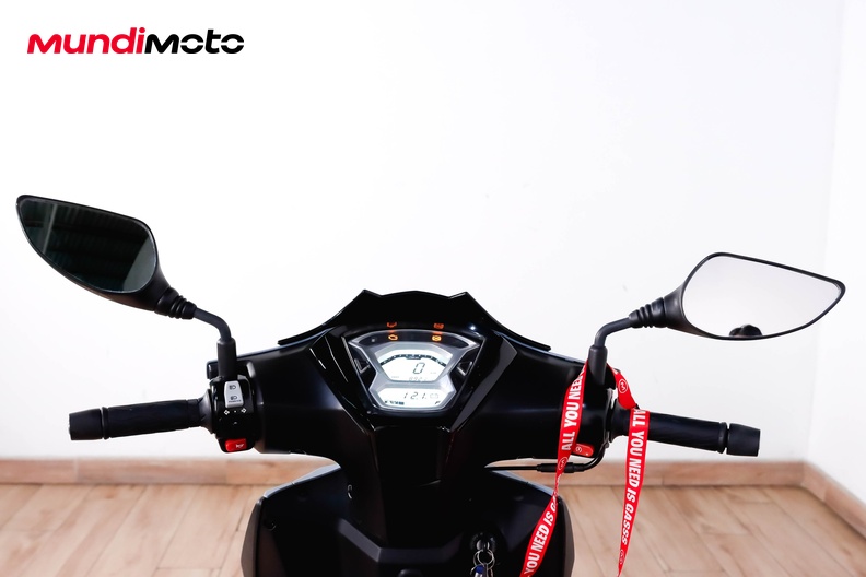 Motorbike image 10