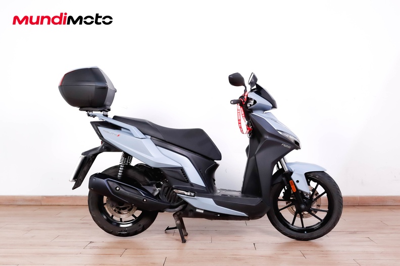 Motorbike image 0