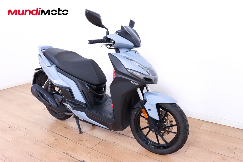 Motorbike image 1