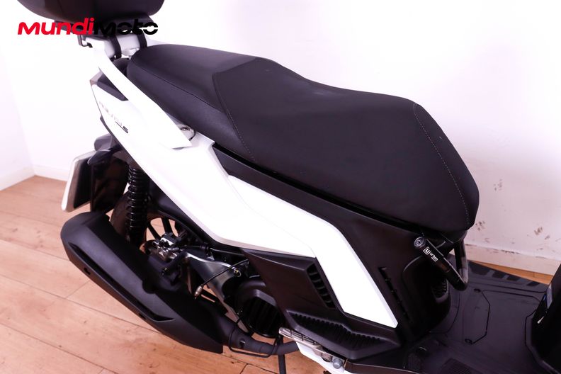Motorbike image 13