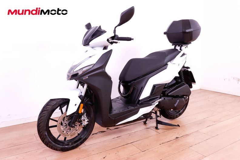 Motorbike image 7