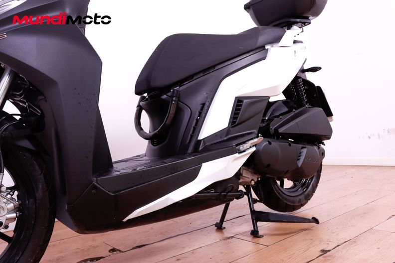 Motorbike image 8
