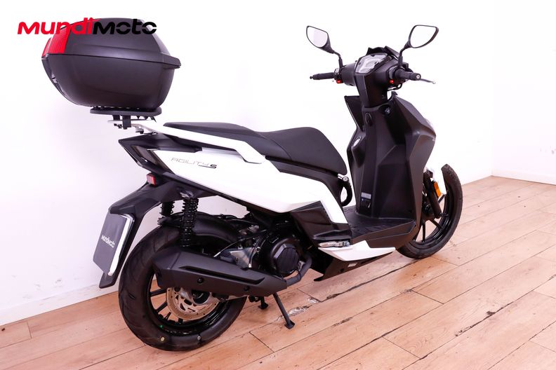 Motorbike image 2