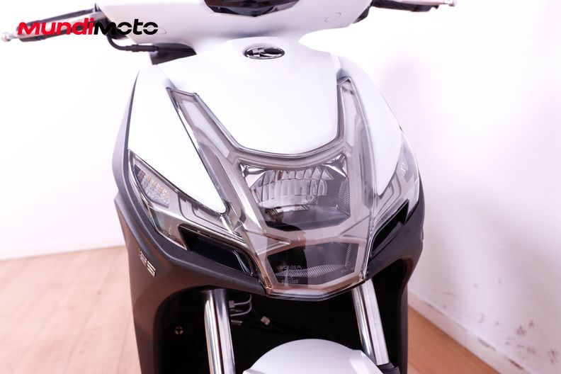 Motorbike image 4