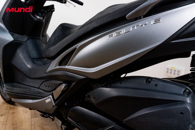 Motorbike image 8