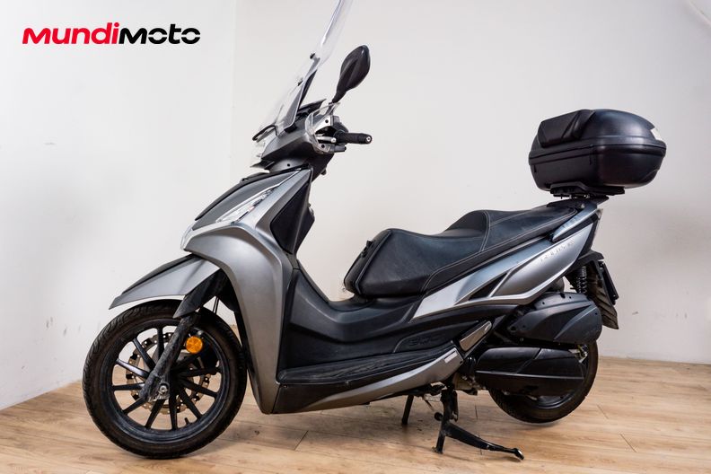 Motorbike image 6
