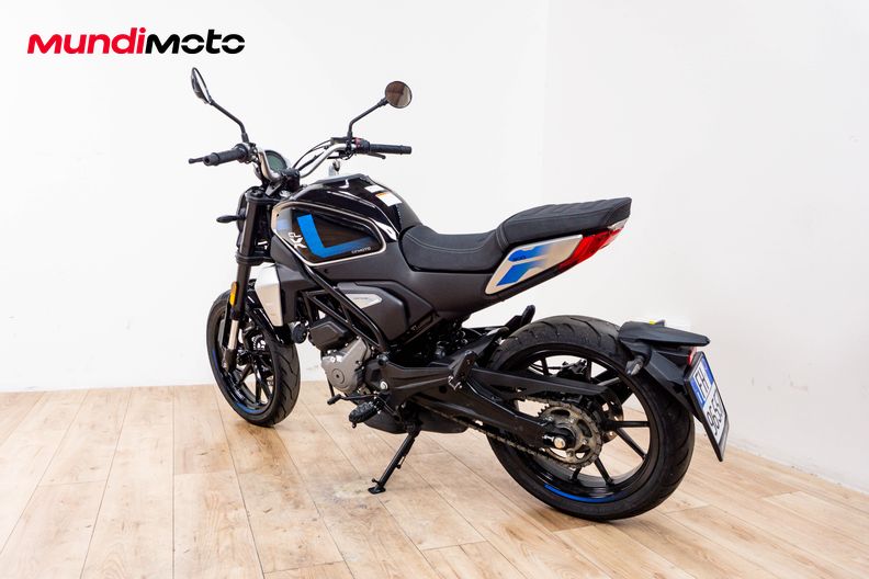 Motorbike image 7