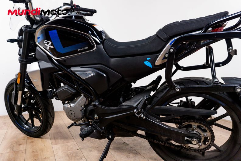 Motorbike image 8